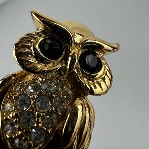 Gold Tone Owl Brooch